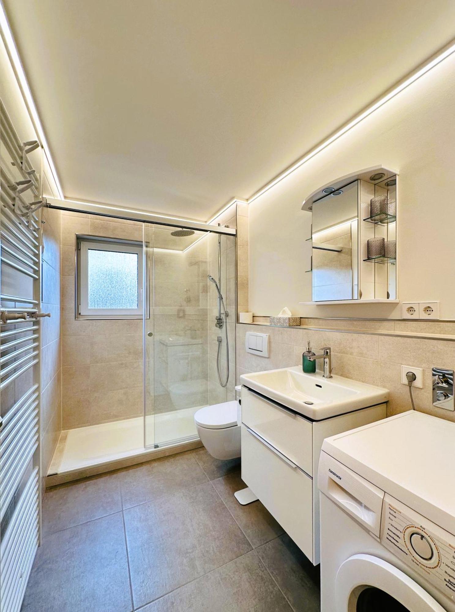 Apartment Lotti + Hochschwarzwald Card Titisee-Neustadt